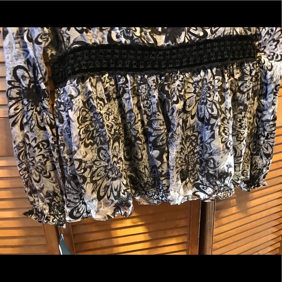 E by ECI Black and Grey Top - Picture 16 of 16